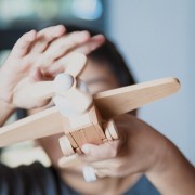 5歳の男の子へ贈るプレゼントに。好奇心をくすぐるアイテム20選