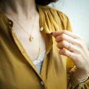 奥様へのクリスマスプレゼントに。時代を取り込むageteのアクセサリーが良い!