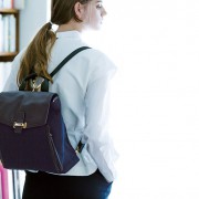 誕生日プレゼントにおすすめ!仕事プライベートに大活躍な上品大人バッグ7選