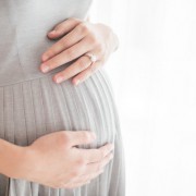 妊婦さんに本当に喜ばれるプレゼントはコレ!妊娠中、産後のお役立ちギフトリスト