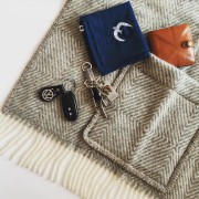 彼氏の誕生日にお財布を贈ろう!長く愛される上質なシンプル財布5選