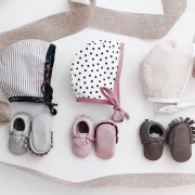 大好きな親友へ。女の子の出産祝いに、特別なハイブランドのベビーアイテムを