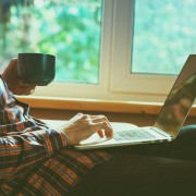 男友達の誕生日プレゼント。クリエイティブ心くすぐる、一歩先のクールなアイテムを