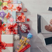誕生日当日でもOK!ピンチをチャンスに変える、すぐ贈れる素敵なプレゼント特集