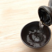 母の日のお酒ギフト14選。日常を彩る、大切なひとときを贈ろう
