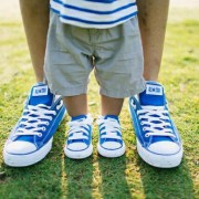 【SHIPS】パパも子供も大喜び!愛する子供とのリンクコーデをプレゼントに。