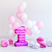 赤ちゃんのはじめての誕生日に。思い出として贈りたい、ベビー向けプレゼント特集