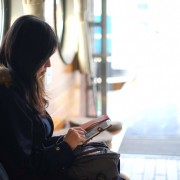 中学生の女子に喜ばれる、クリスマスプレゼント19選。大人に一歩近づくアイテムを
