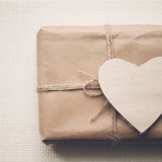 【1500円以内】クリスマスレゼントに男友達へ贈りたい、お気軽ギフト10選