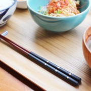 【相手別】お祝いに、箸のプレゼントを。日本ならではの贈りものを届けよう
