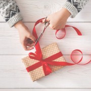 バレンタイン、キュンとくるラッピングを贈ろう。おすすめの簡単おしゃれ包装リスト