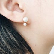 彼女に贈るピアスのプレゼント。メモリアルデーにふさわしいデザインはこれ!