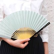 外国人の方へのプレゼント。送別の贈り物は、日本を感じるアイテムが吉