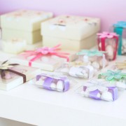 ホワイトデーの渡し方のアイデア。お返しギフトは何をどう渡す?