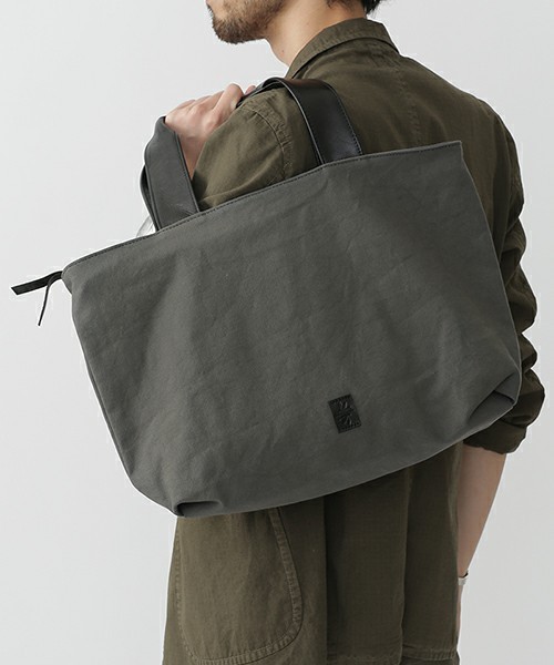 tobiuo/stuff tote M